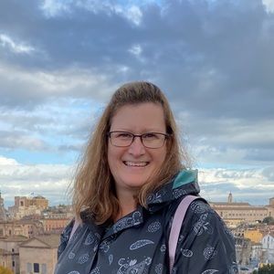 Meet your Posher, Christine